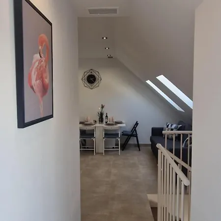 Sunlight Duplex Boliches アパート *